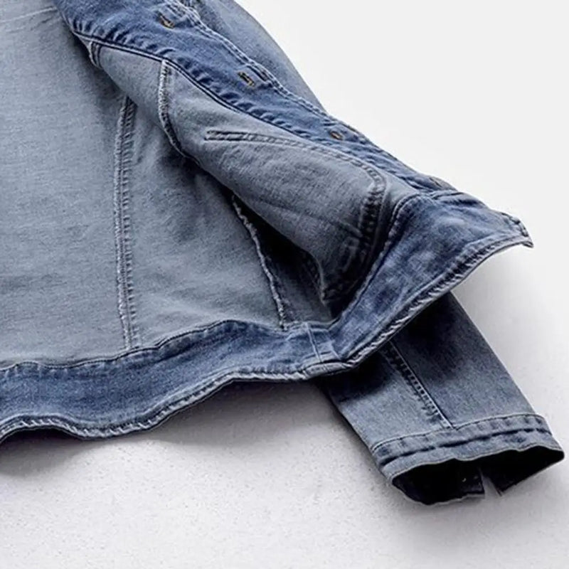 Jaqueta Jeans Feminina Bordada com Borboletas