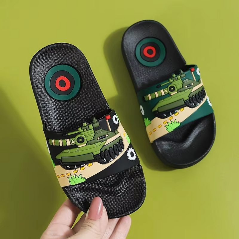 Chinelo Infantil Tanque de Guerra 3D